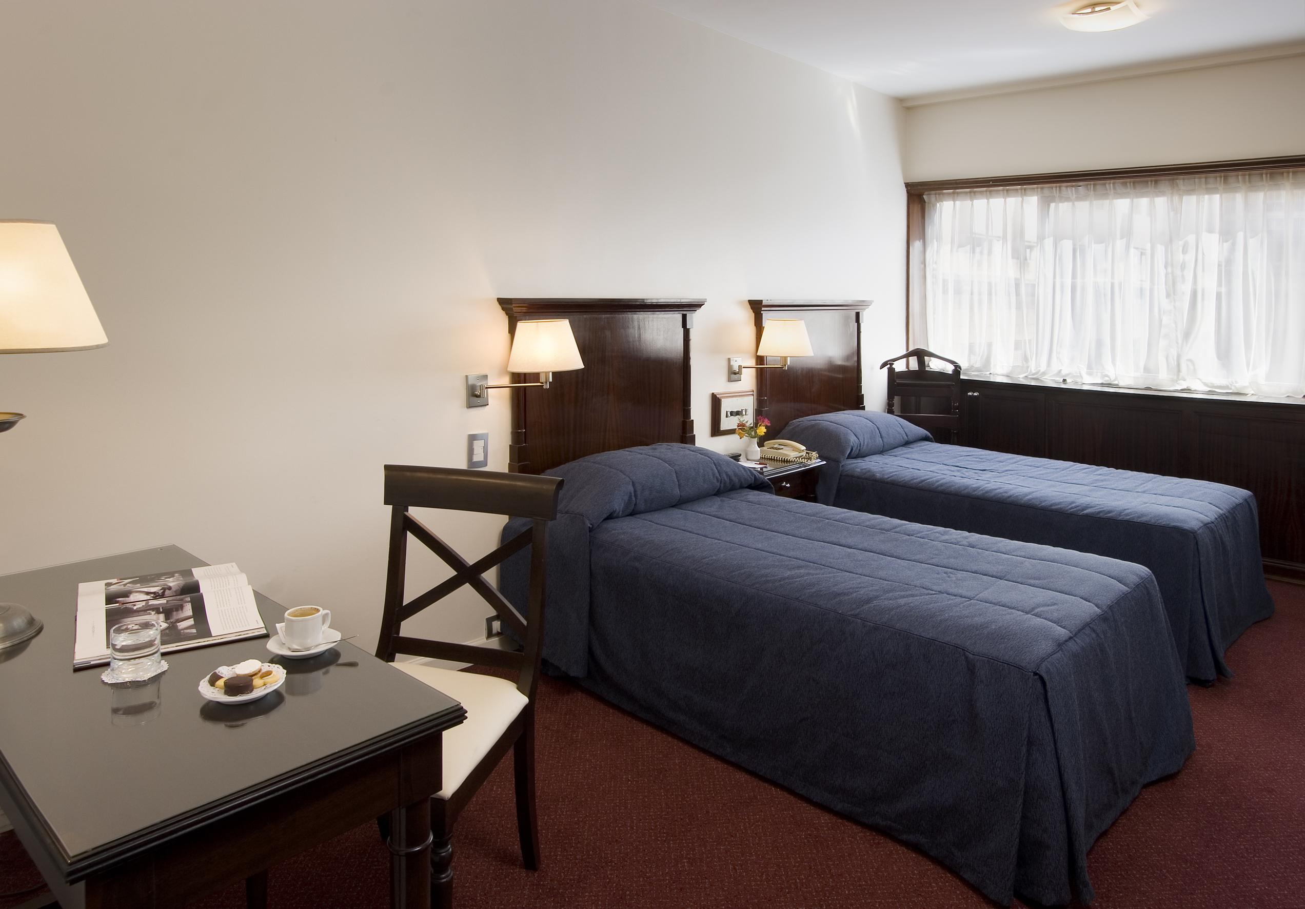Hotel Presidente บัวโนสไอเรส ภายนอก รูปภาพ
