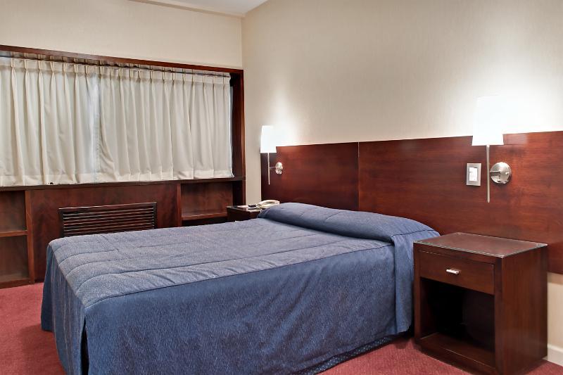 Hotel Presidente บัวโนสไอเรส ภายนอก รูปภาพ