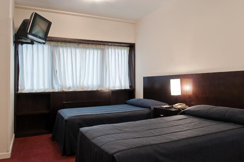 Hotel Presidente บัวโนสไอเรส ภายนอก รูปภาพ