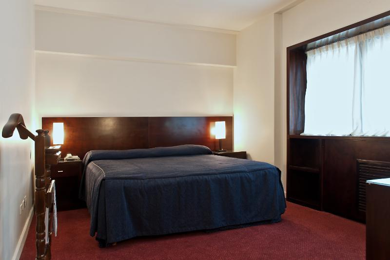 Hotel Presidente บัวโนสไอเรส ภายนอก รูปภาพ